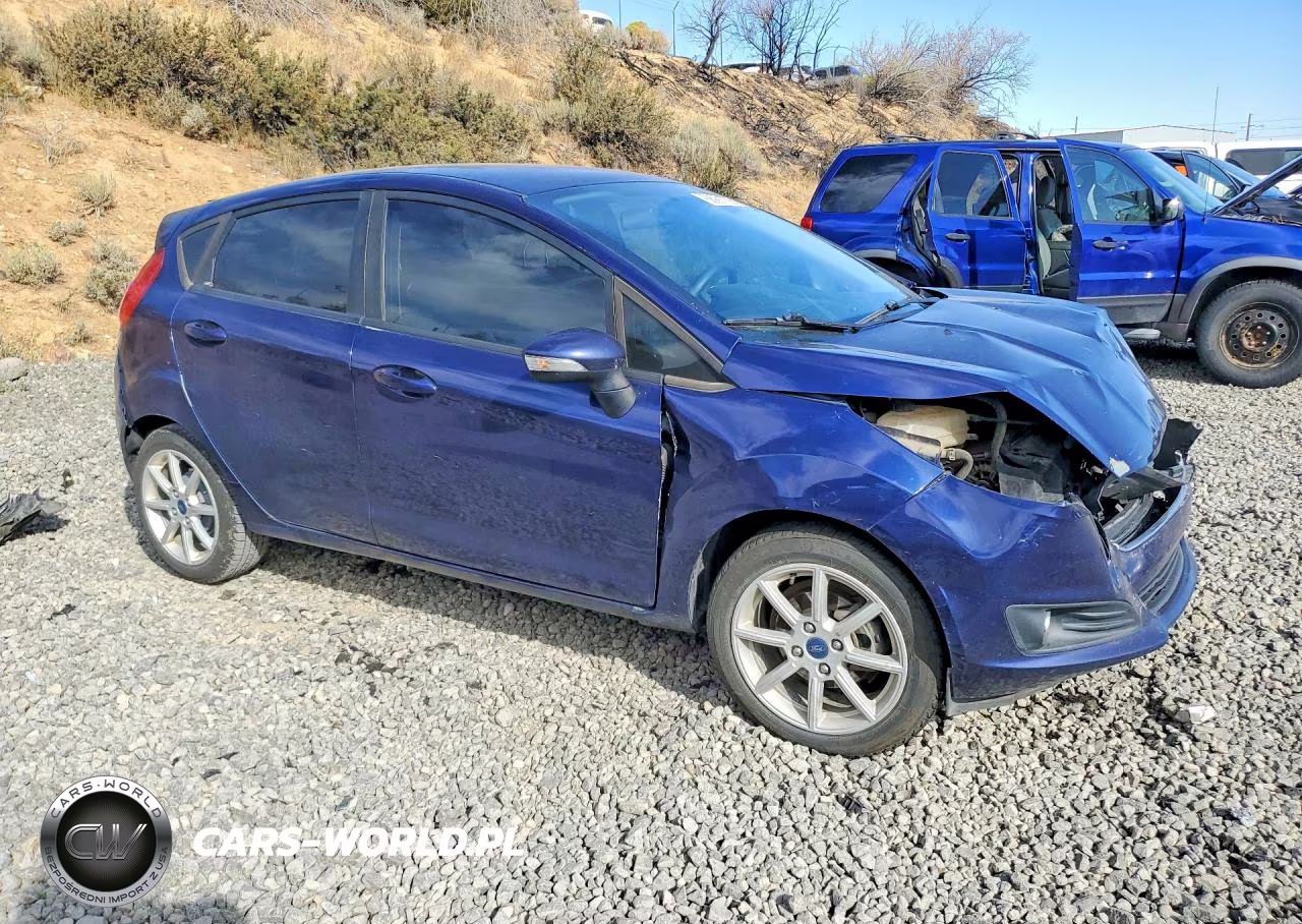 2016 Ford Fiesta Se VIN:3FADP4EJ9GM105378 - 4