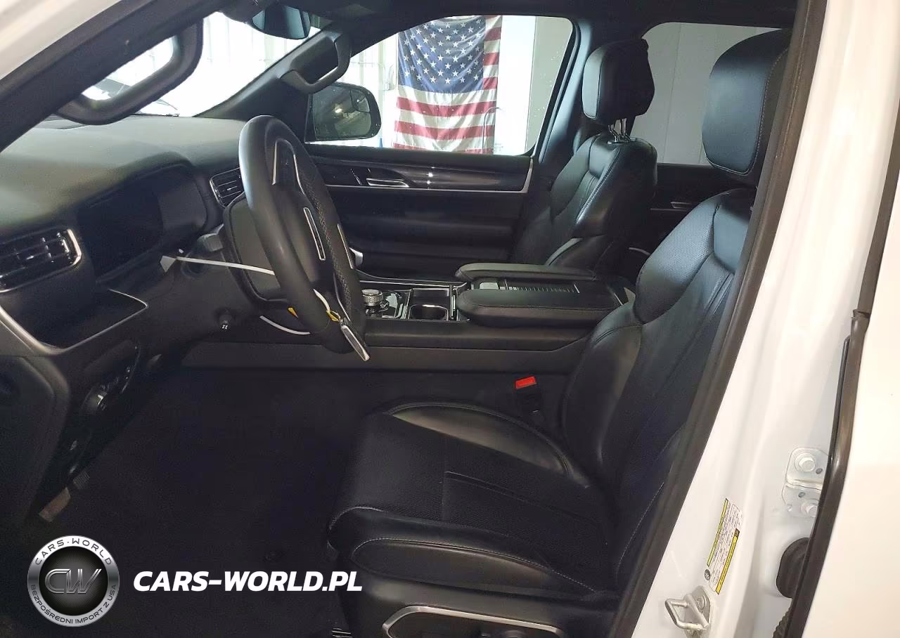 2024 Jeep Wagoneer Series I VIN:1C4SJVAP7RS121592 - 7