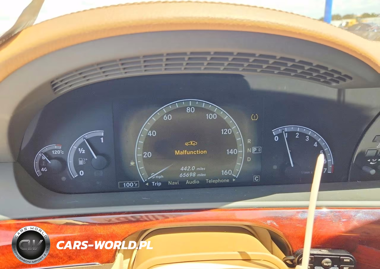 2010 Mercedes-Benz S 550 VIN:WDDNG7BB7AA290134 - 9