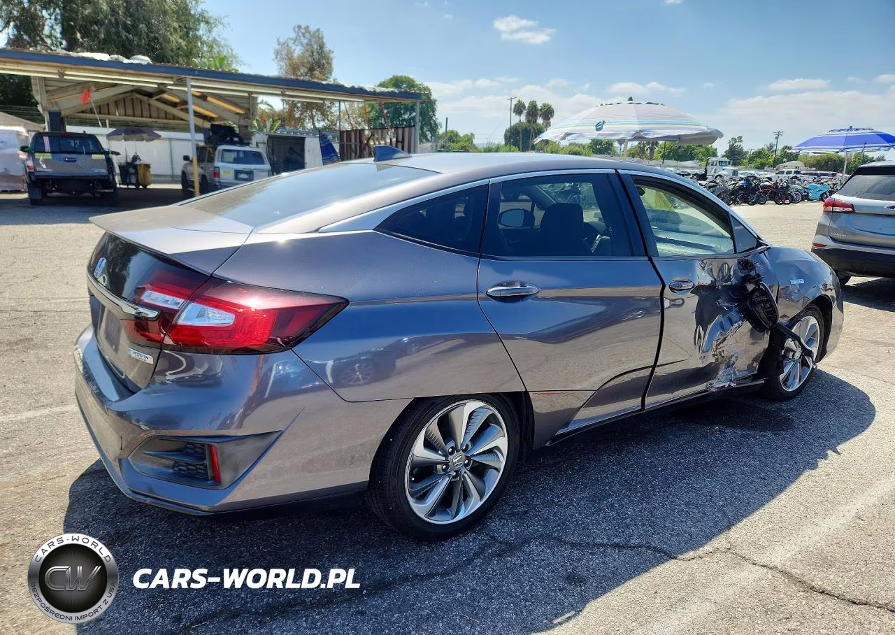 2018 Honda Clarity VIN:JHMZC5F13JC023279 - 3