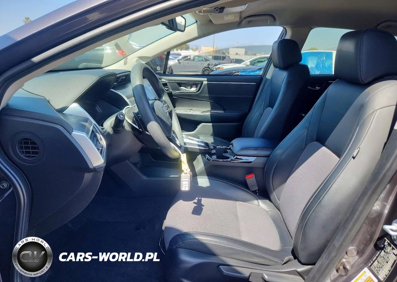 2018 Honda Clarity VIN:JHMZC5F13JC023279 - 7