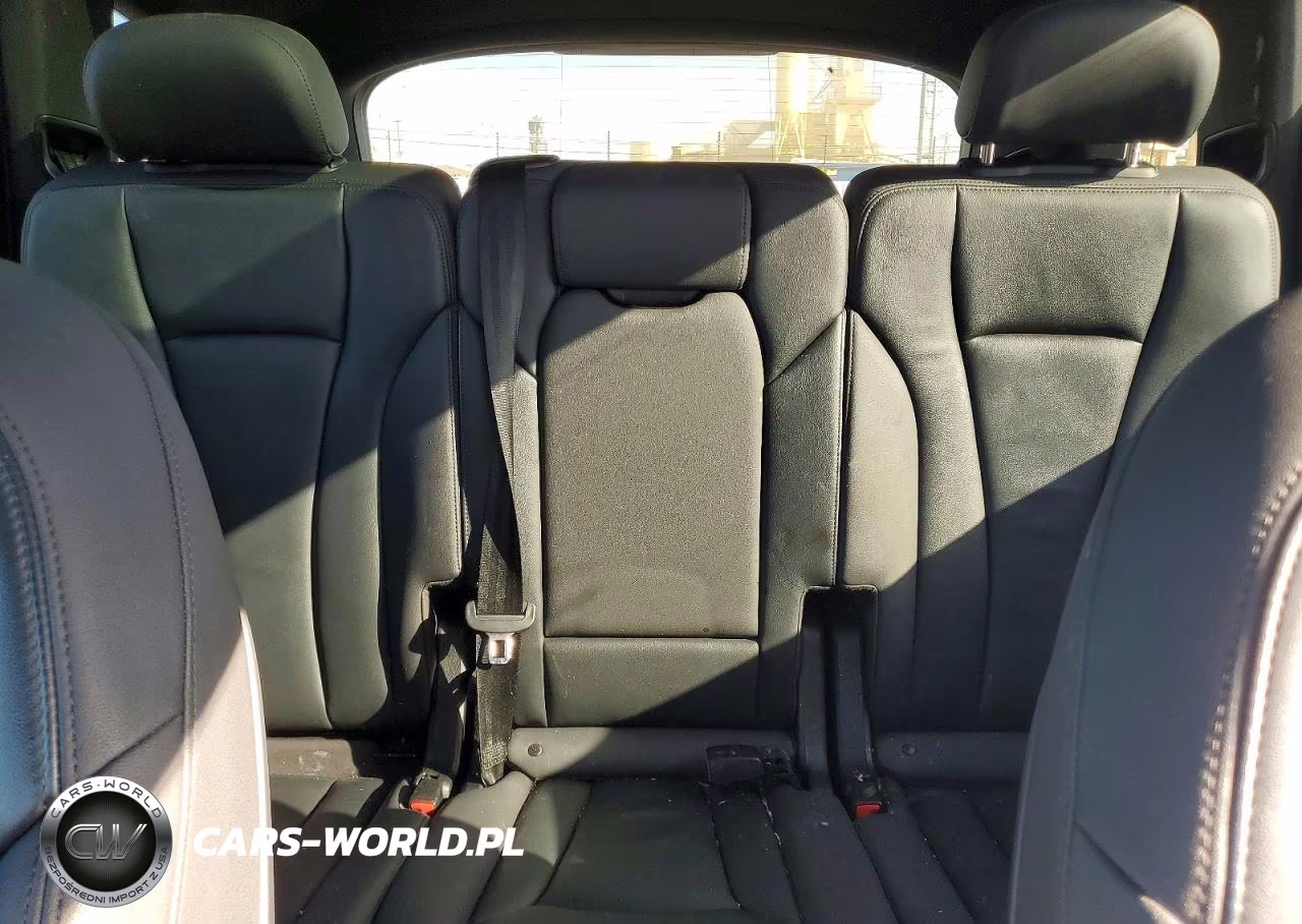 2021 Audi Q7 Premium VIN:WA1AJAF73MD014625 - 10