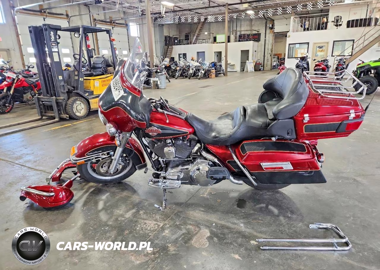 2007 Harley-Davidson Flhtcui VIN:1HD1FC4157Y705247 - 3