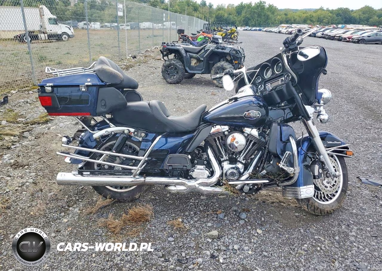 2012 Harley-Davidson Flhtcu Ultra Classic Electra Glide VIN:1HD1FCM13CB686274 - 1