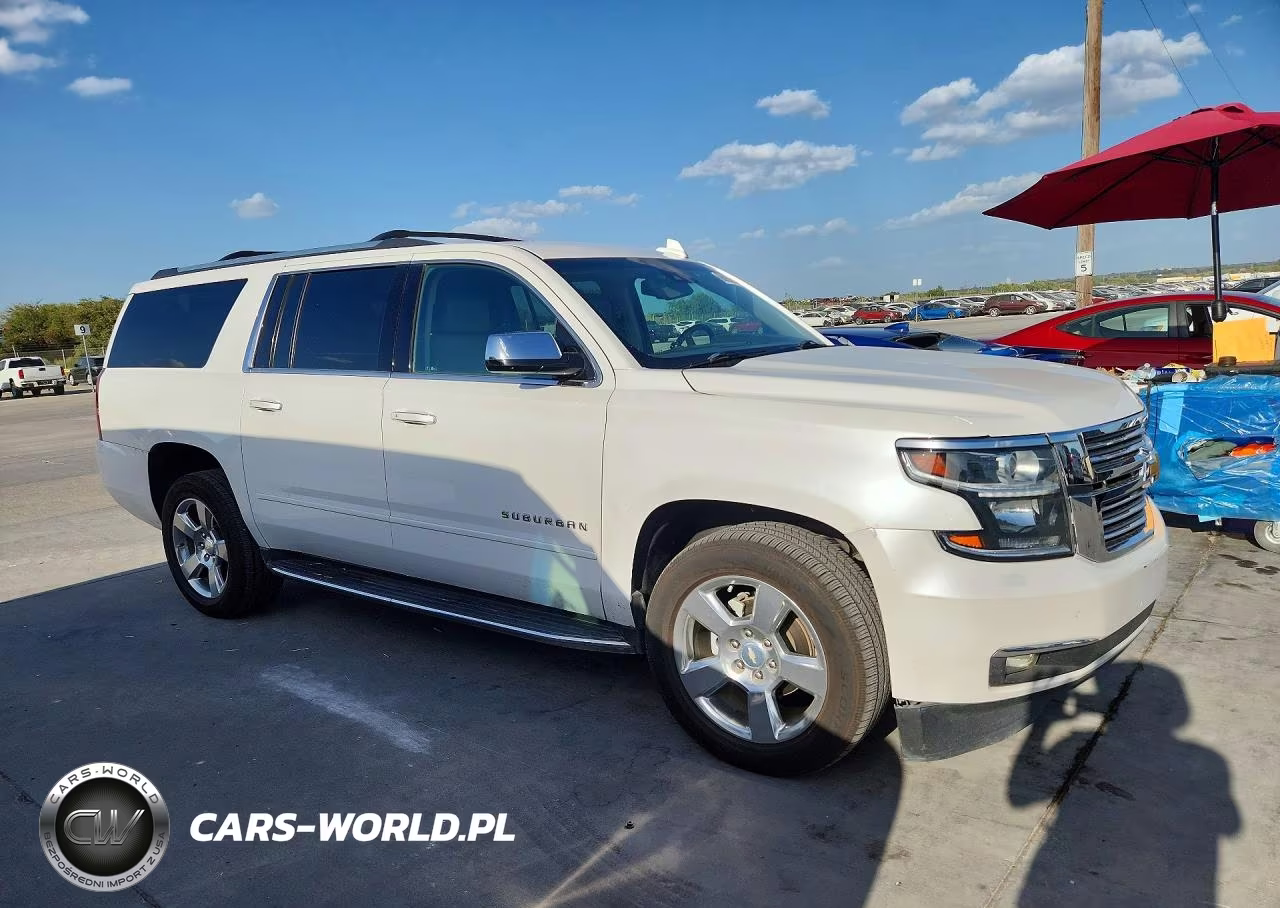 2018 Chevrolet Suburban C1500 Premier VIN:1GNSCJKC5JR379014 - 4