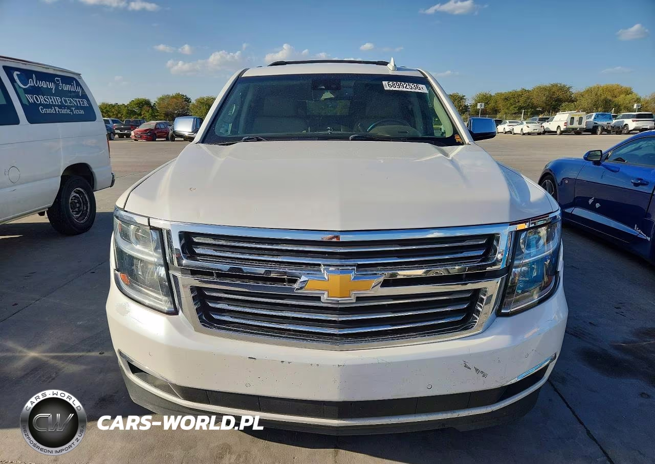 2018 Chevrolet Suburban C1500 Premier VIN:1GNSCJKC5JR379014 - 5