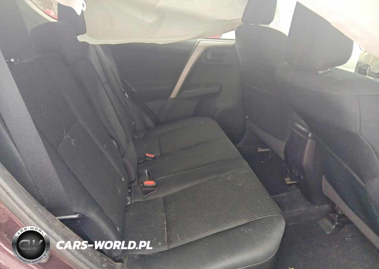 2018 Toyota Rav4 Le VIN:2T3BFREV4JW817209 - 10