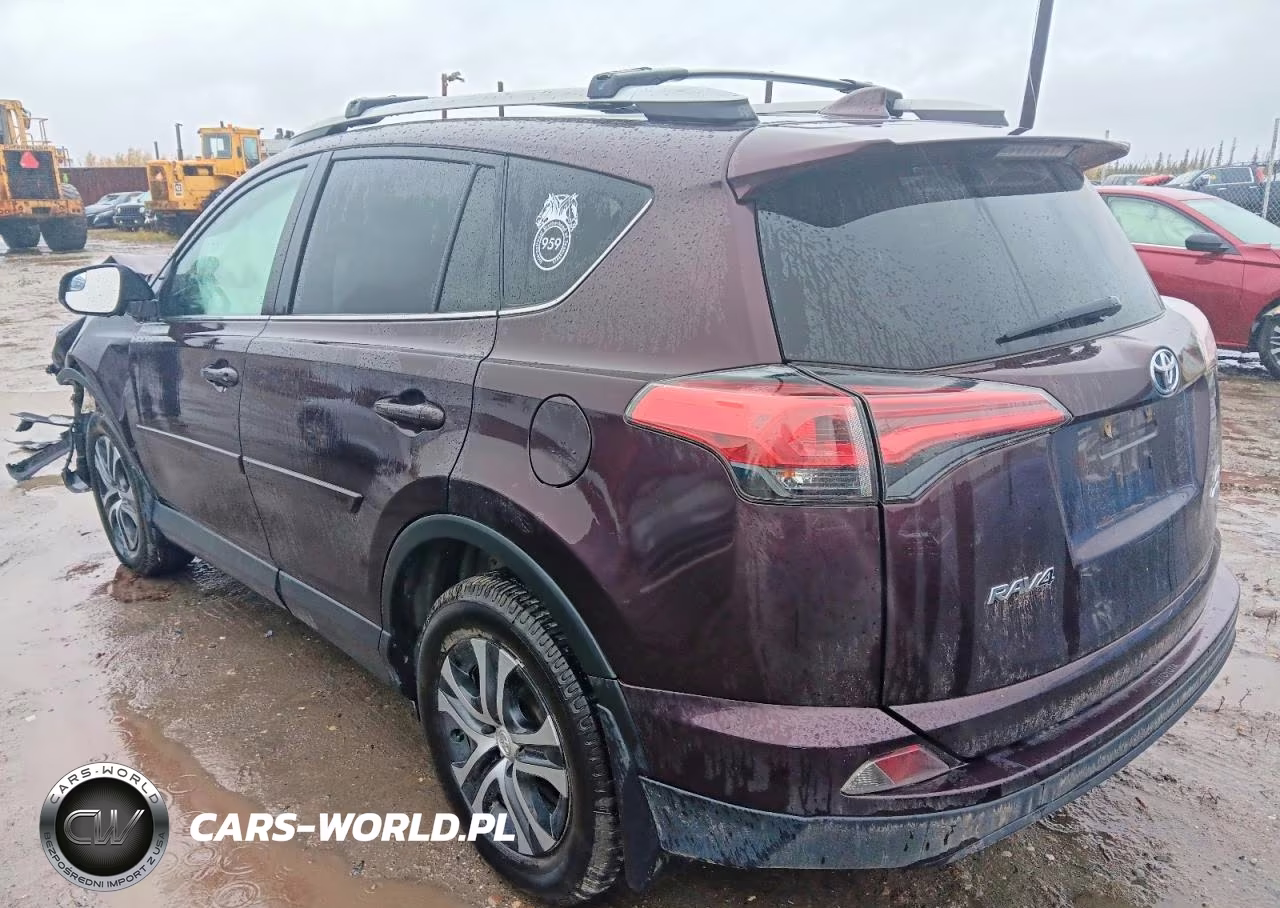 2018 Toyota Rav4 Le VIN:2T3BFREV4JW817209 - 2