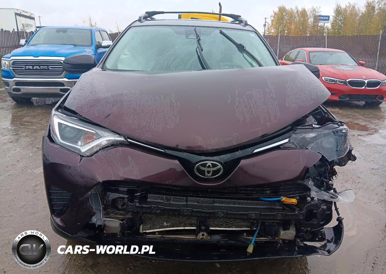 2018 Toyota Rav4 Le VIN:2T3BFREV4JW817209 - 5