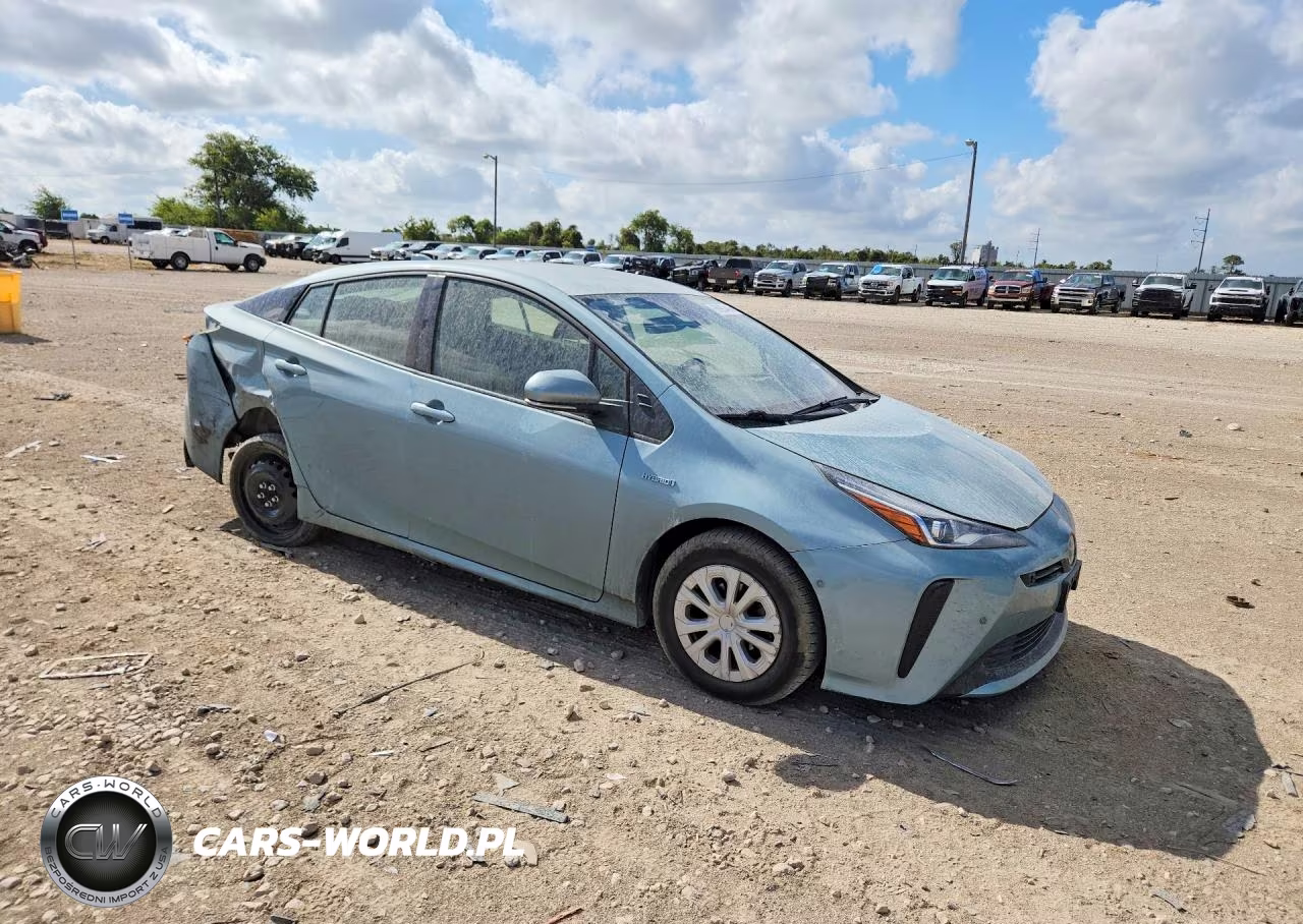 2022 Toyota Prius Le VIN:JTDKAMFU8N3179613 - 4
