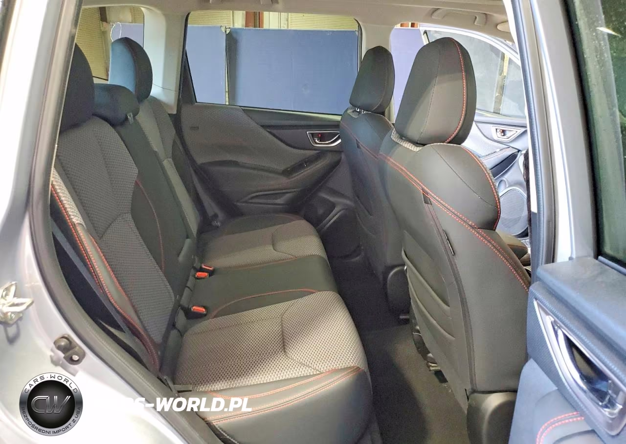 2021 Subaru Forester Sport VIN:JF2SKALC1MH521915 - 11