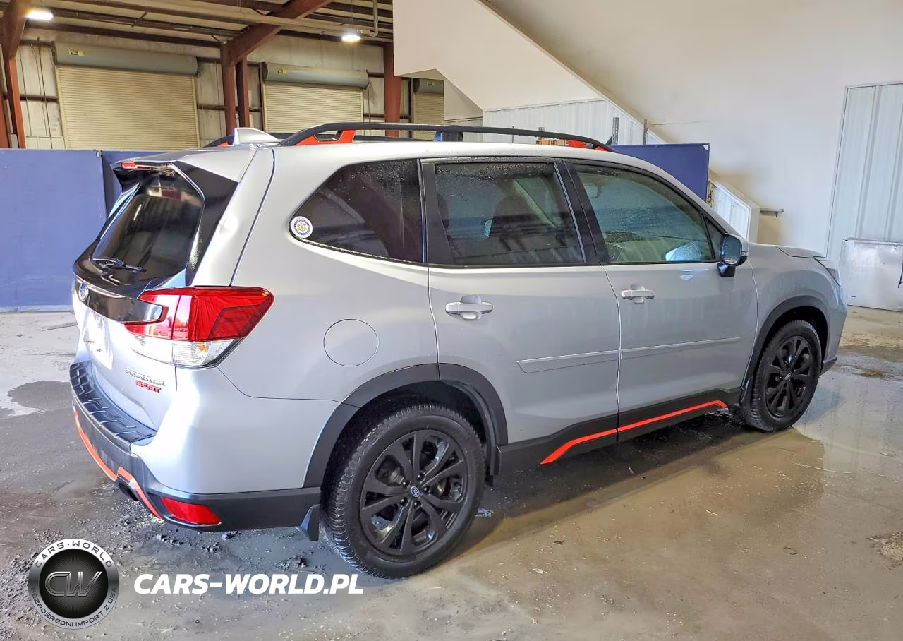 2021 Subaru Forester Sport VIN:JF2SKALC1MH521915 - 3