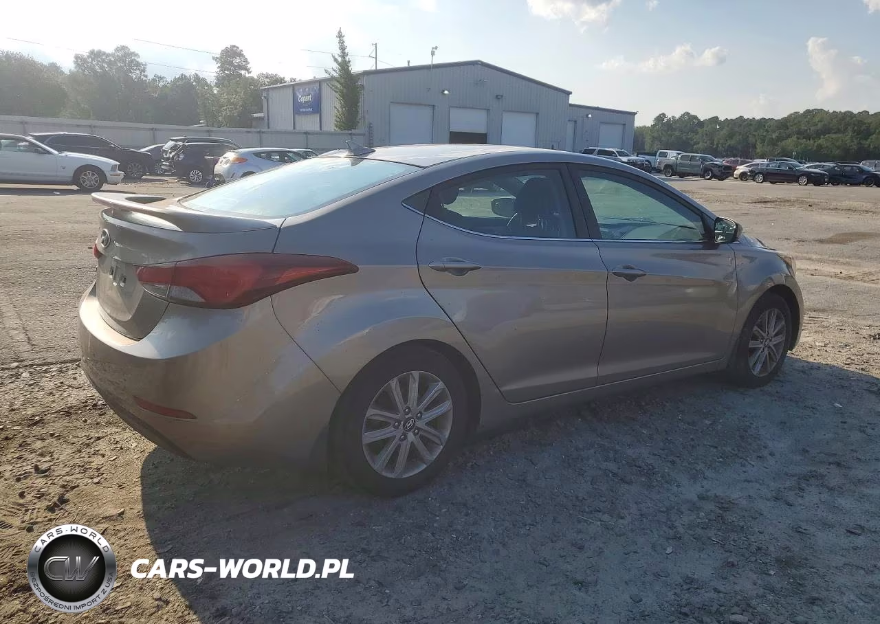 2015 Hyundai Elantra Se VIN:5NPDH4AE6FH600321 - 3