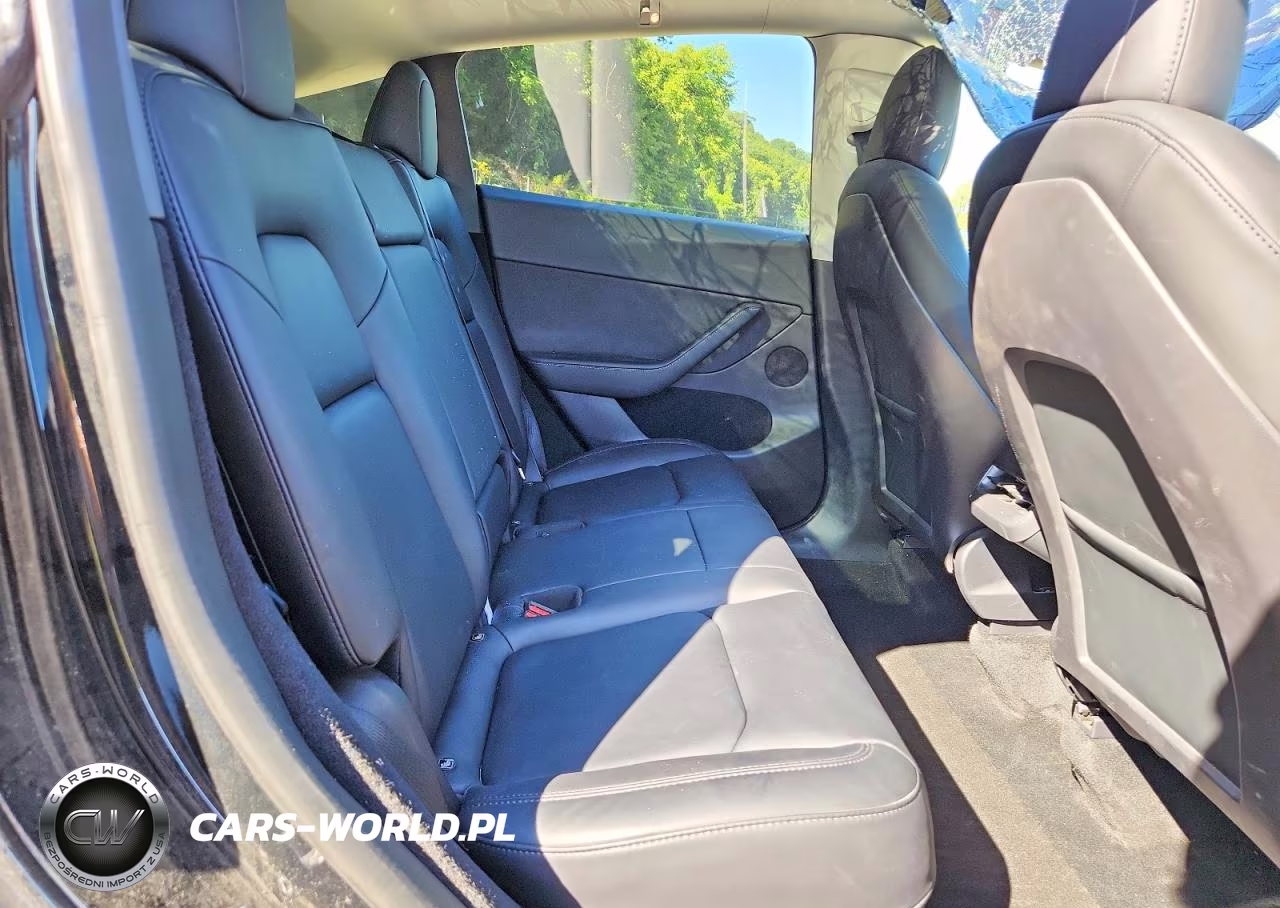 2023 Tesla Model Y VIN:7SAYGDEE3PF613397 - 11