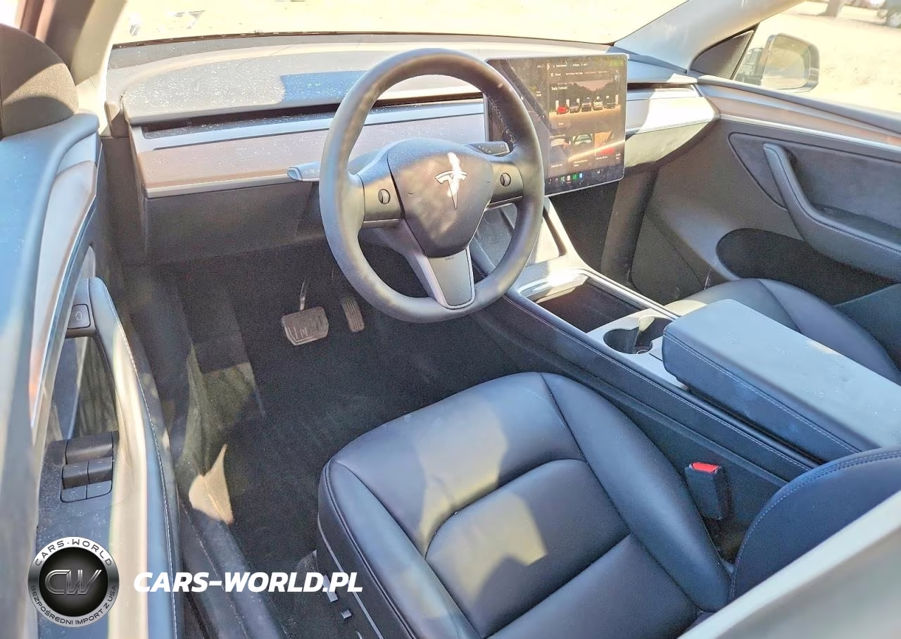 2023 Tesla Model Y VIN:7SAYGDEE3PF613397 - 8