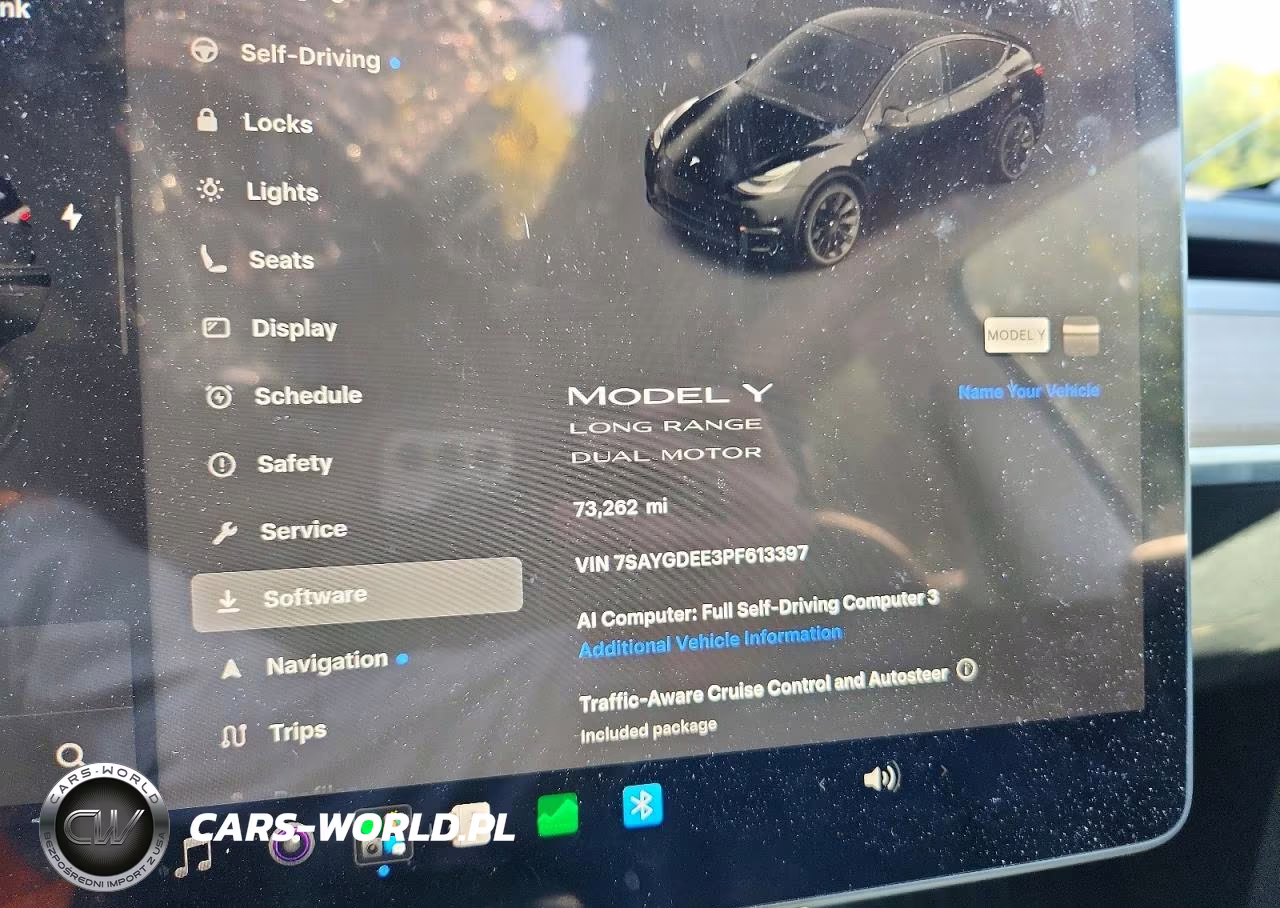 2023 Tesla Model Y VIN:7SAYGDEE3PF613397 - 9