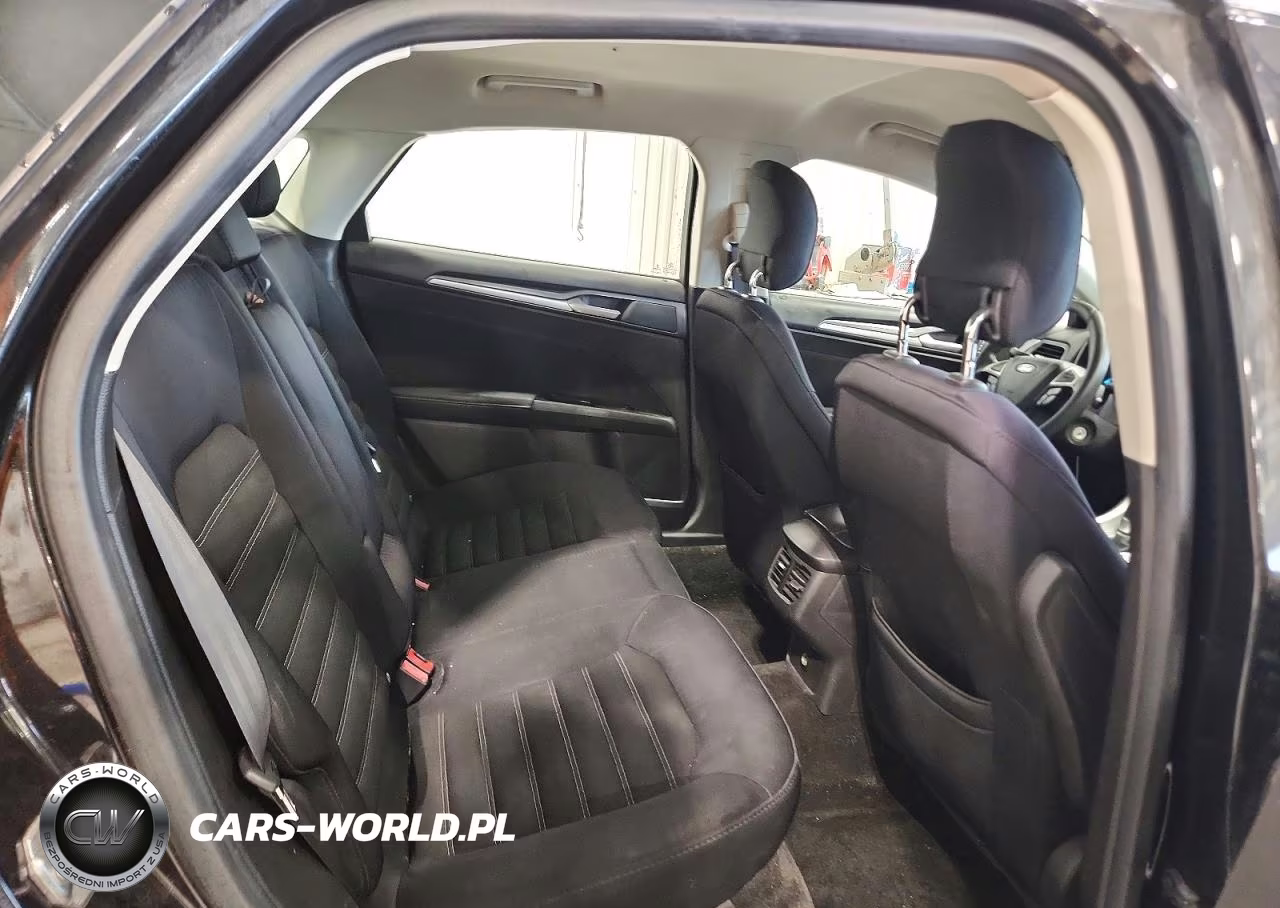 2015 Ford Fusion Se VIN:3FA6P0H73FR126276 - 10