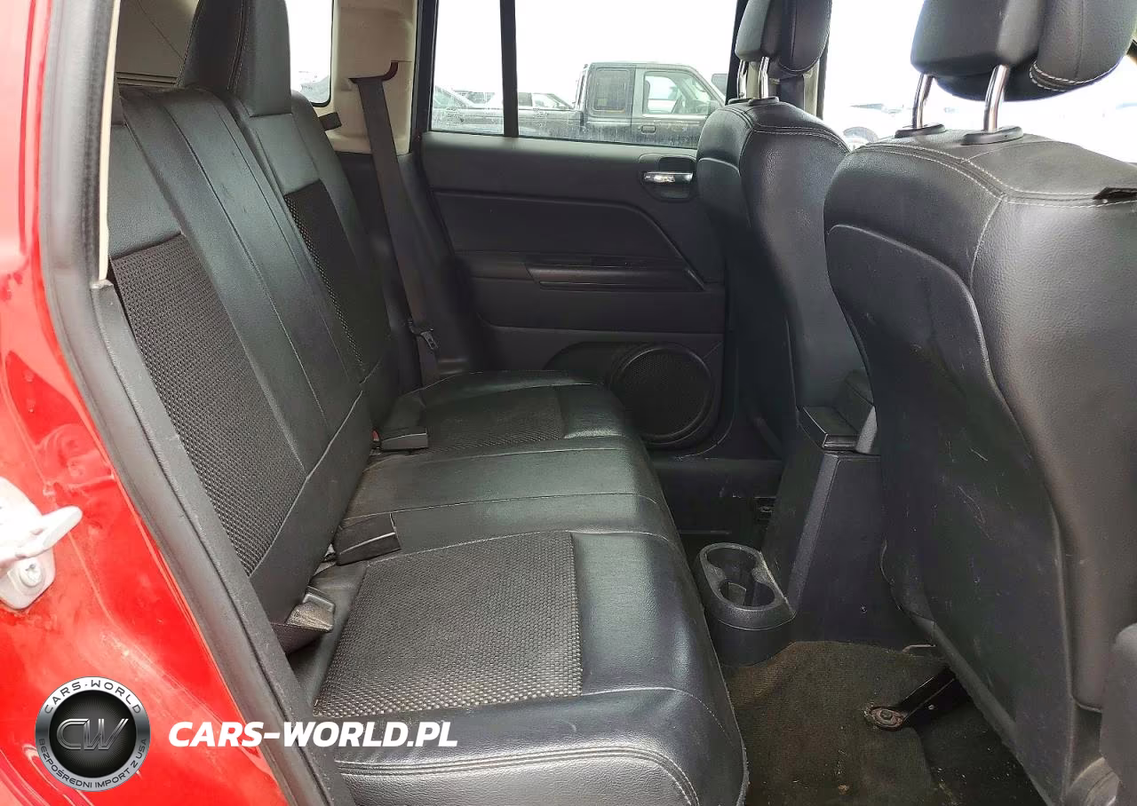 2016 Jeep Compass Sport VIN:1C4NJCBA3GD783618 - 11