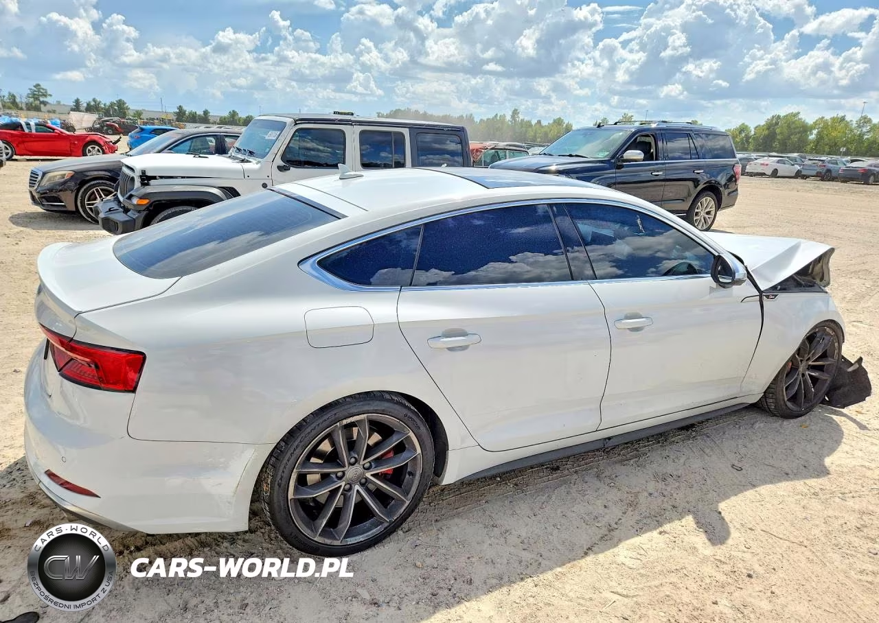 2018 Audi S5 Prestige VIN:WAUC4CF52JA009751 - 3