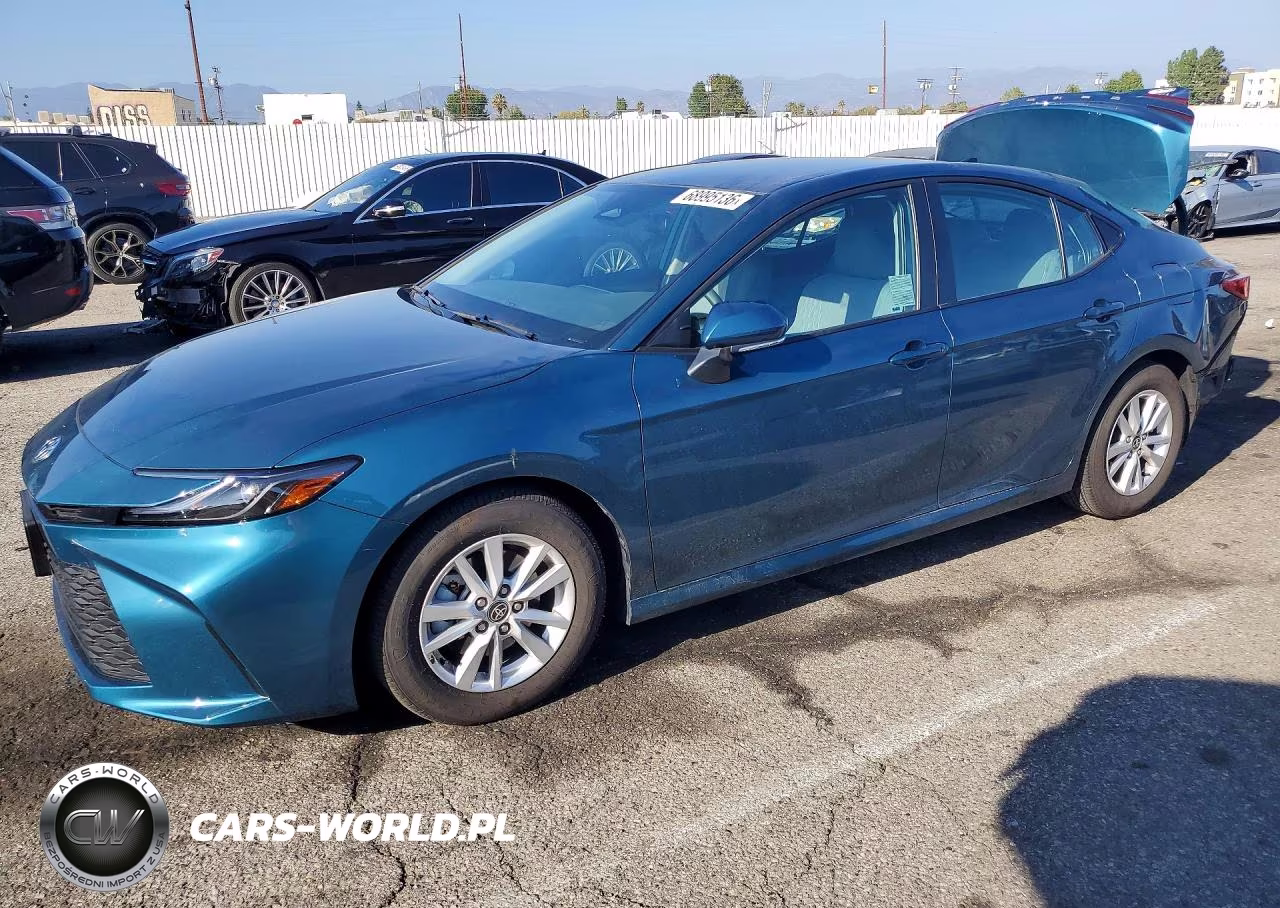 2025 Toyota Camry Le