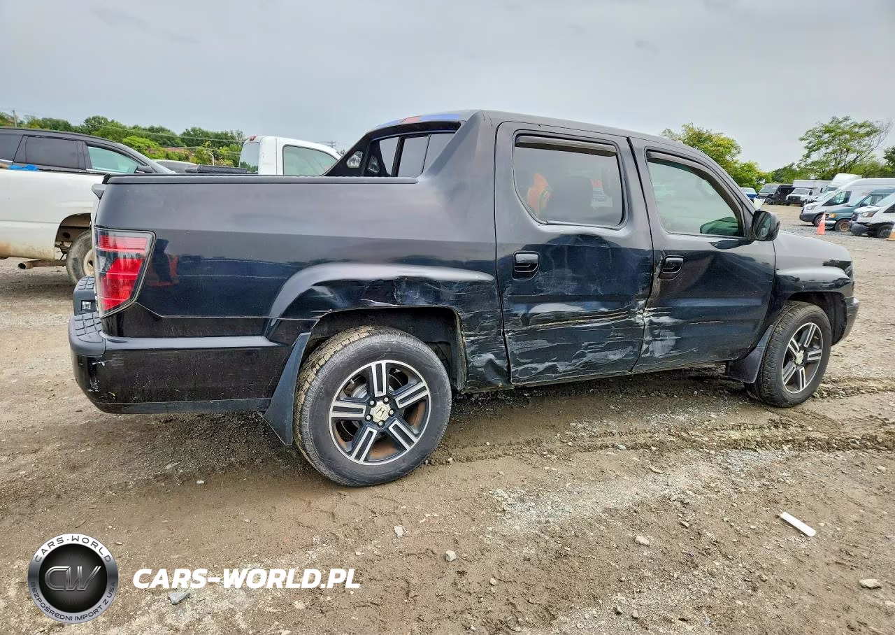 2012 Honda Ridgeline Sport VIN:5FPYK1F71CB551199 - 3