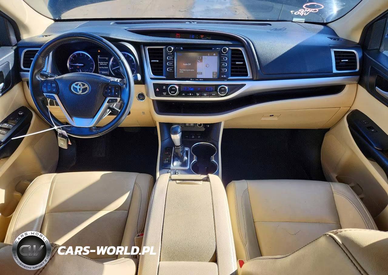2018 Toyota Highlander Xle VIN:5TDJZRFH0JS557792 - 8