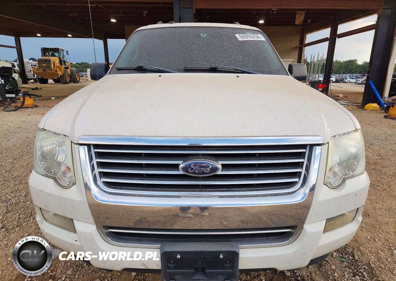 2010 Ford Explorer Xlt VIN:1FMEU6DE9AUA10678 - 5