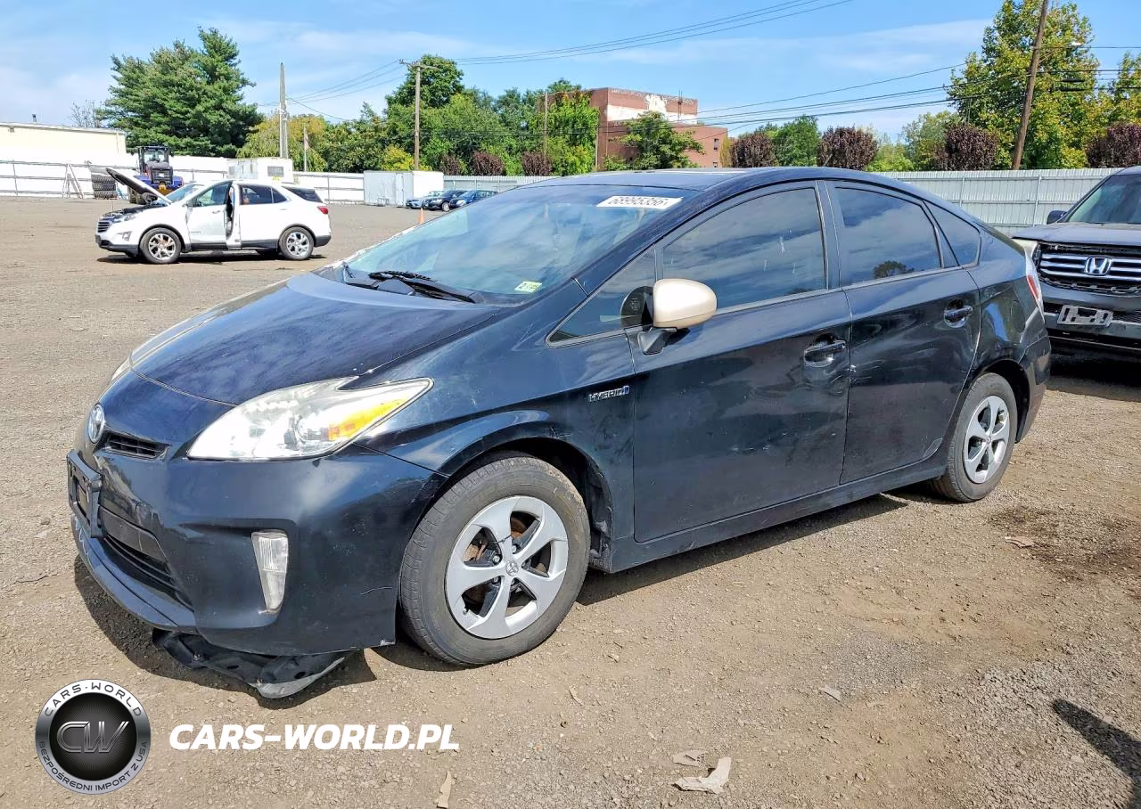 2014 Toyota Prius Two