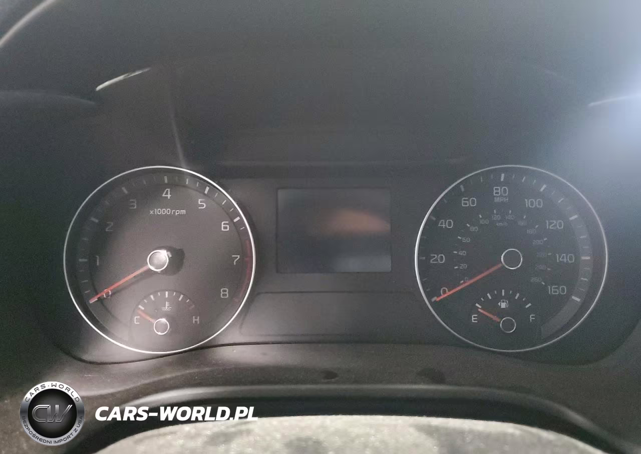 2020 Kia Forte Lxs VIN:3KPF24AD6LE189133 - 9