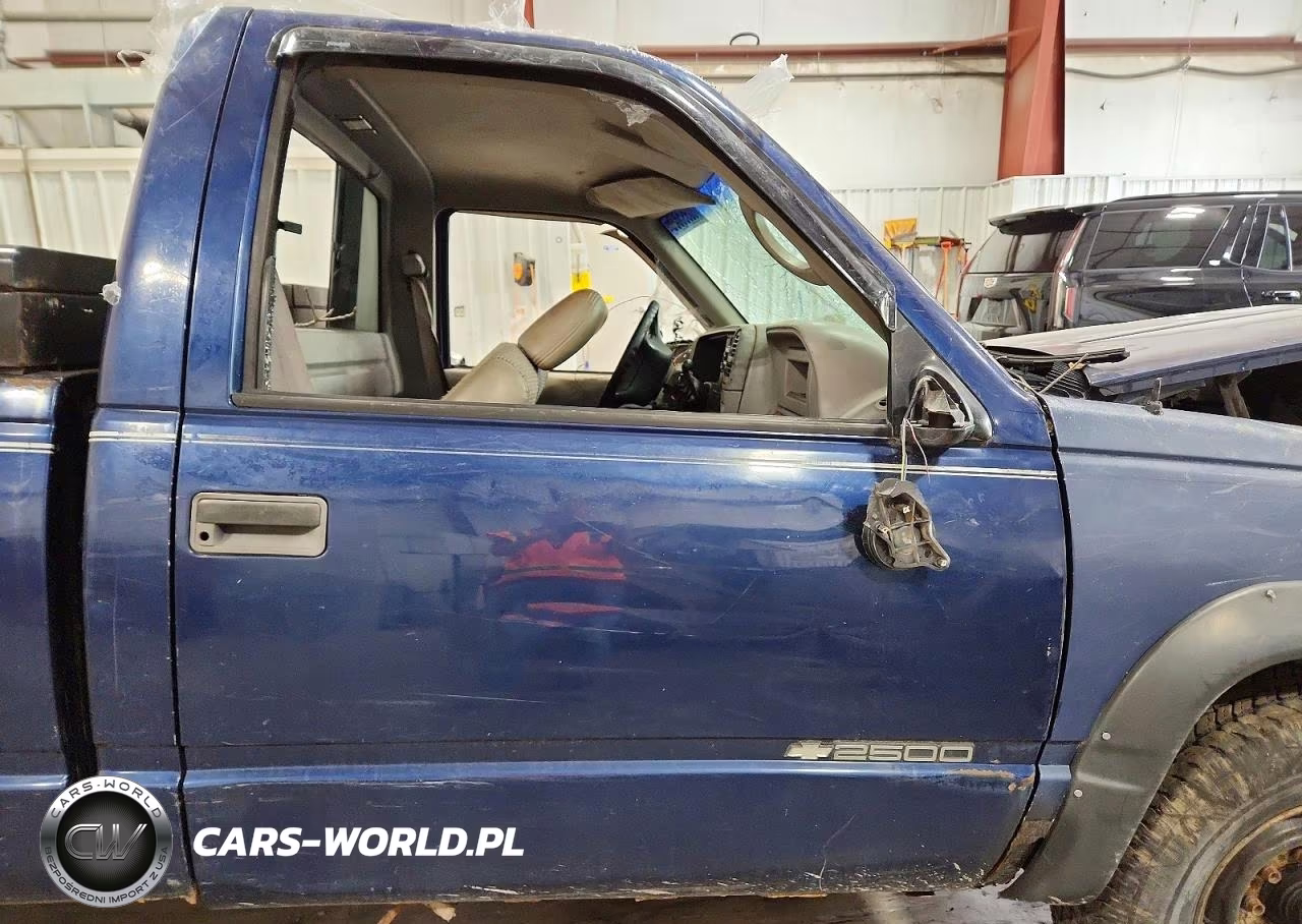 1999 Chevrolet Gmt-400 C2500 VIN:1GCGC24R7XR718287 - 10