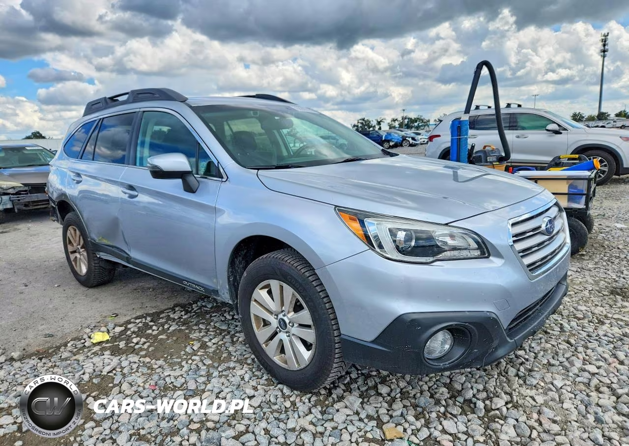 2016 Subaru Outback 2.5I Premium VIN:4S4BSBFC0G3233784 - 4
