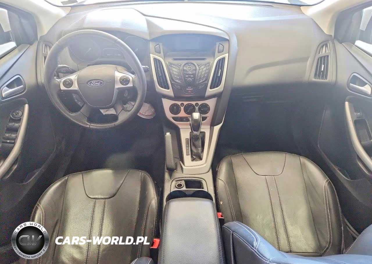 2014 Ford Focus Se VIN:1FADP3K27EL319257 - 8