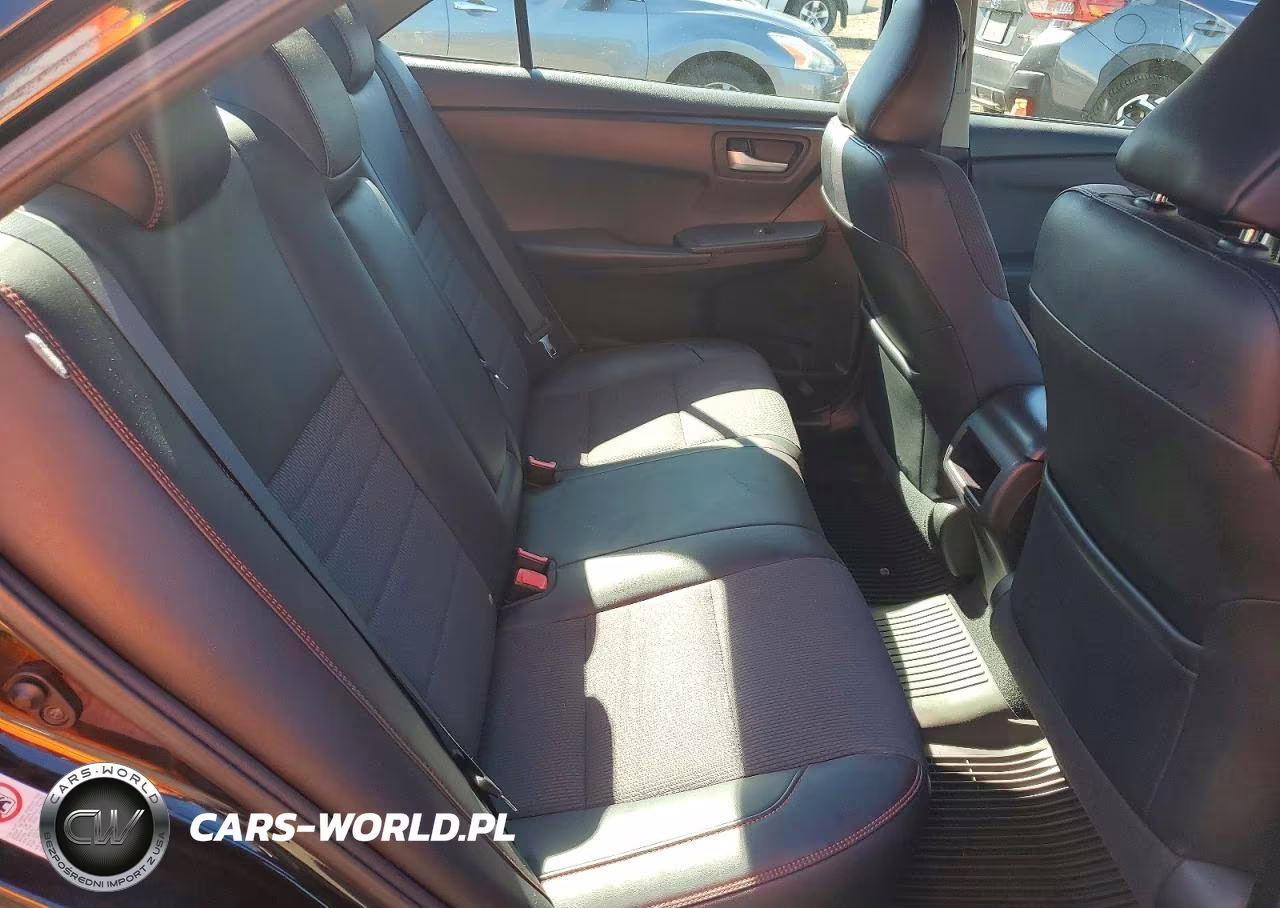 2016 Toyota Camry Se VIN:4T1BF1FK8GU255161 - 10