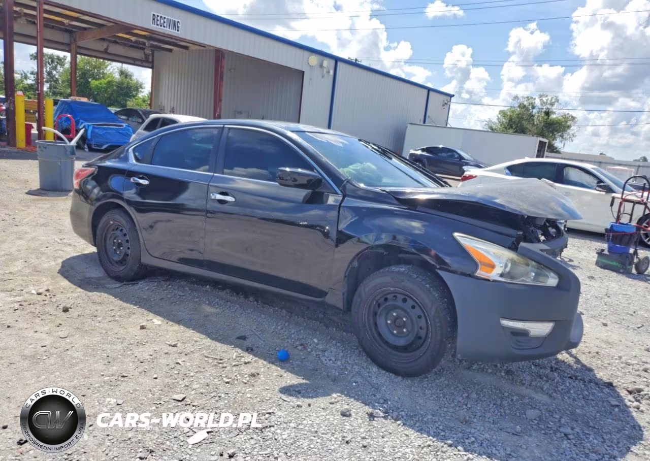 2015 Nissan Altima 2.5 VIN:1N4AL3AP9FN887379 - 4