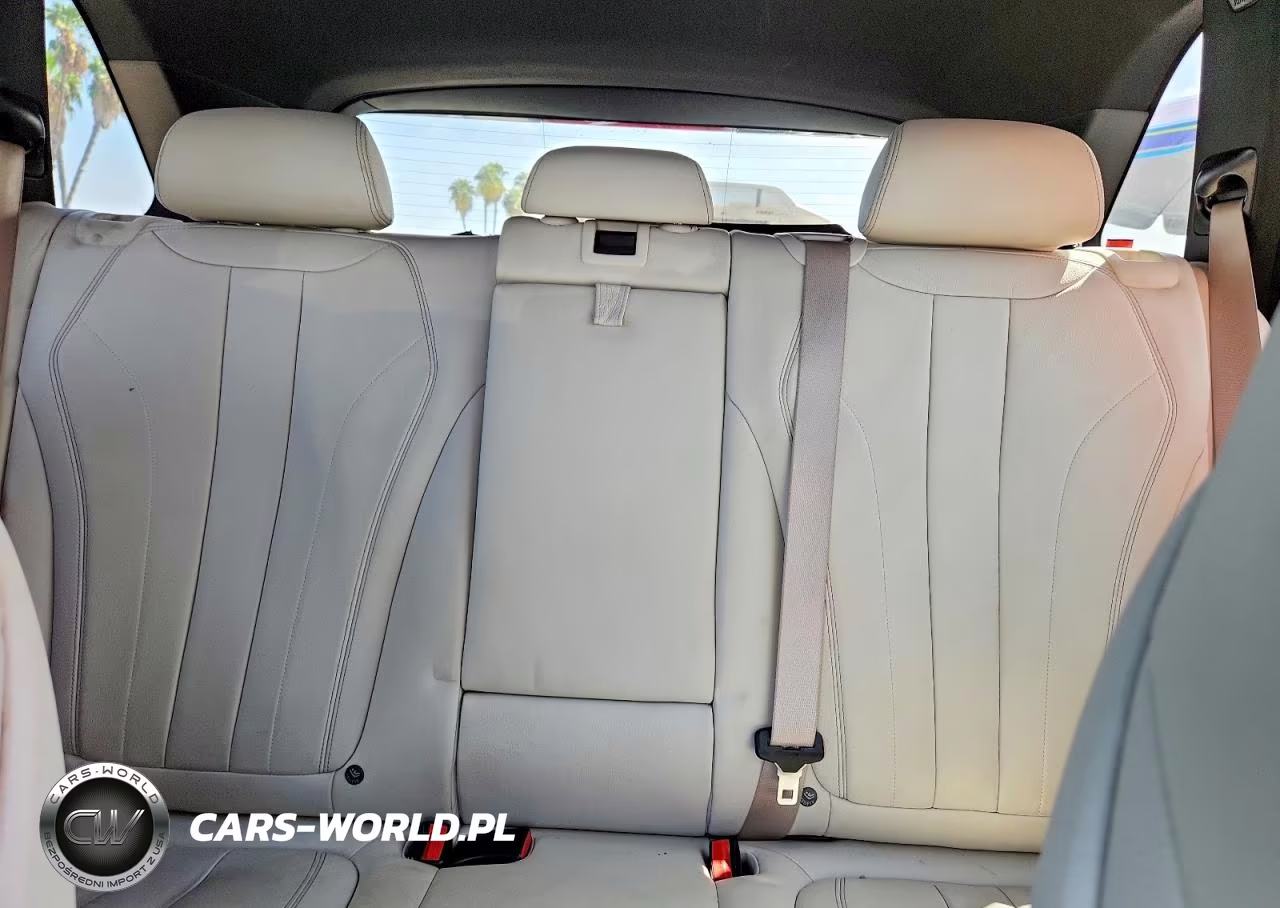 2018 BMW X5 Xdr40E VIN:5UXKT0C50J0W03537 - 10