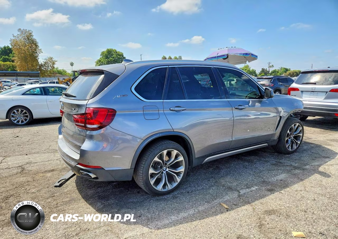 2018 BMW X5 Xdr40E VIN:5UXKT0C50J0W03537 - 3