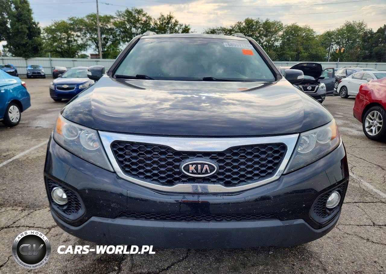 2013 Kia Sorento Lx VIN:5XYKT3A65DG343441 - 5