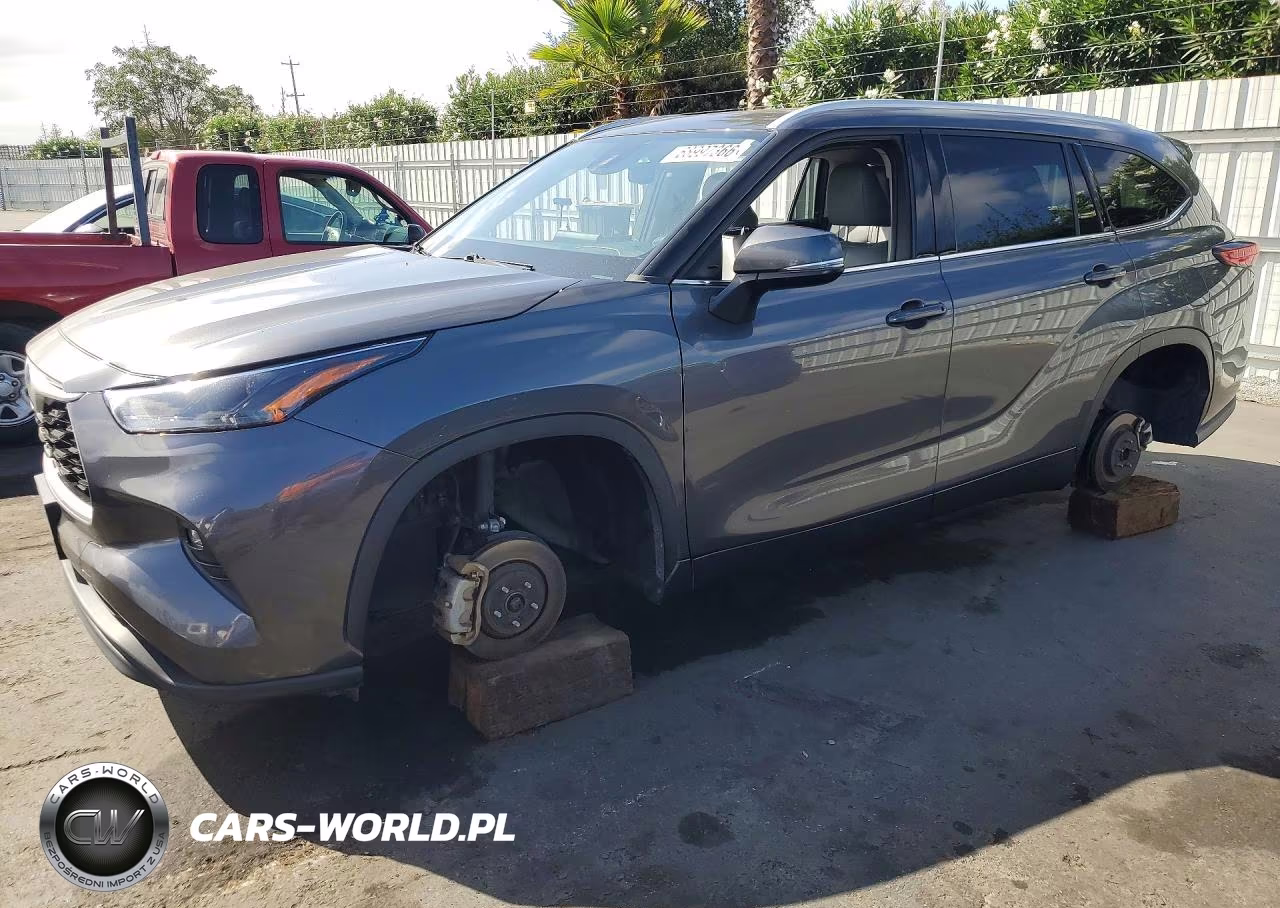 2022 Toyota Highlander Hybrid Xle