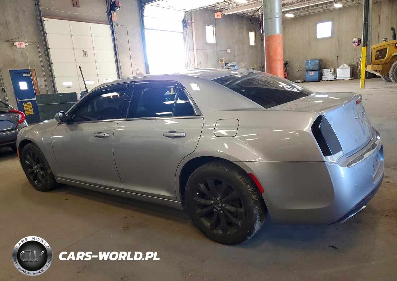 2017 Chrysler 300 Limited VIN:2C3CCARG0HH534976 - 2