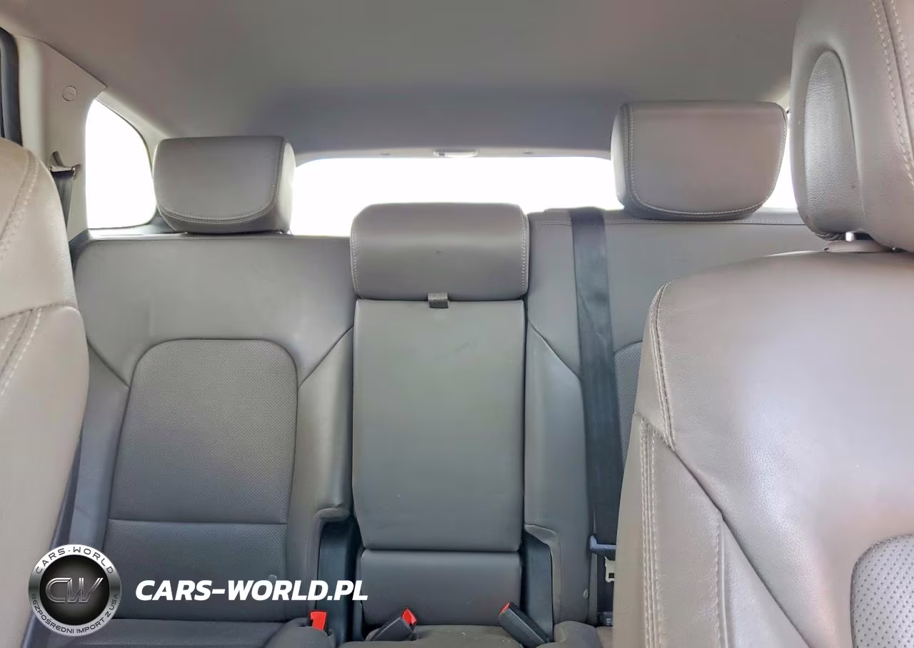 2019 Hyundai Santa Fe Xl Se VIN:KM8SN4HF8KU303061 - 10