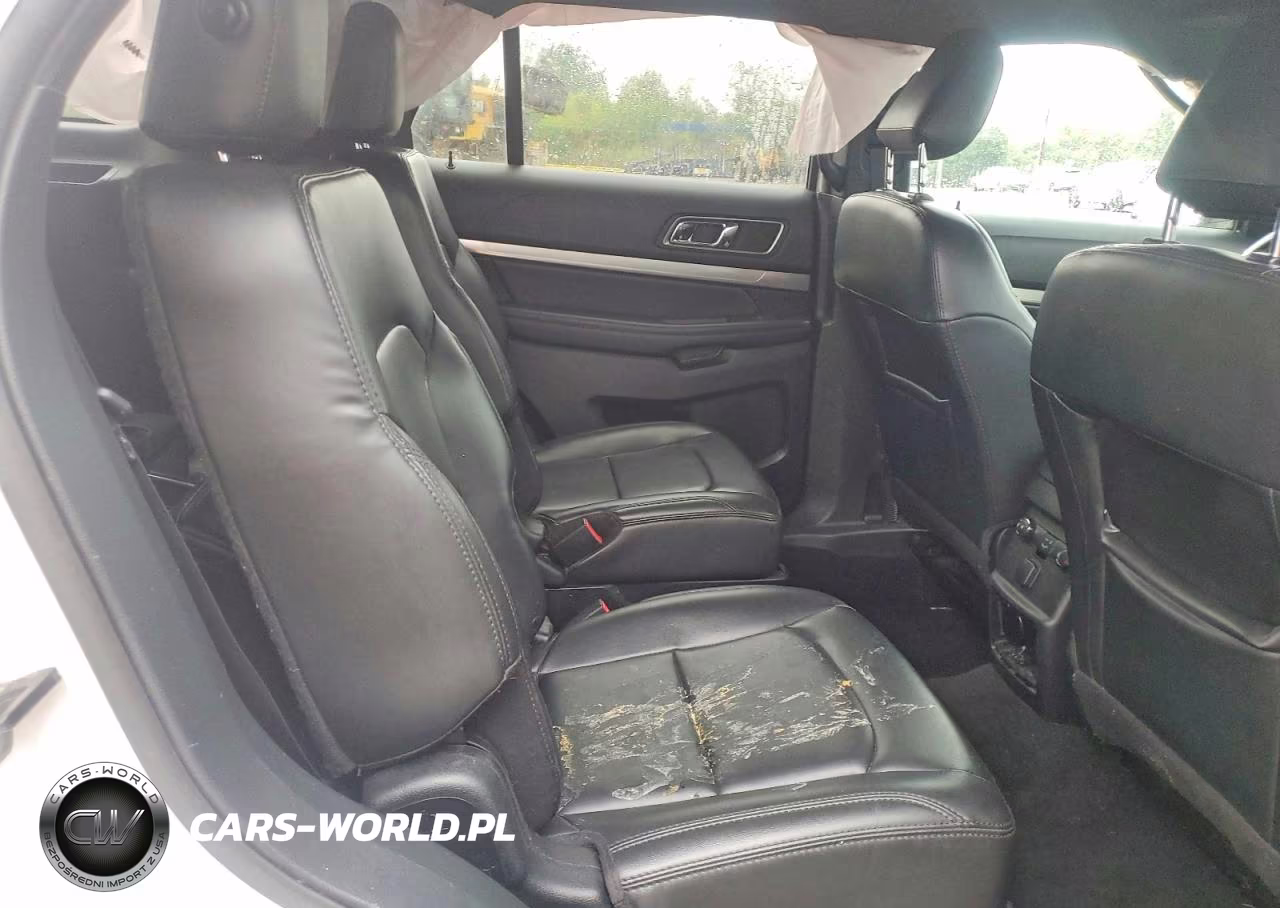 2019 Ford Explorer Xlt VIN:1FM5K8D80KGA39515 - 11