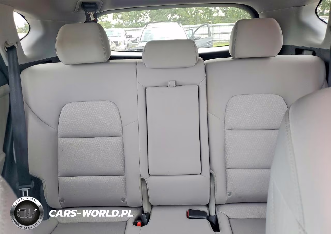 2018 Hyundai Tucson Sel VIN:KM8J3CA44JU714900 - 10