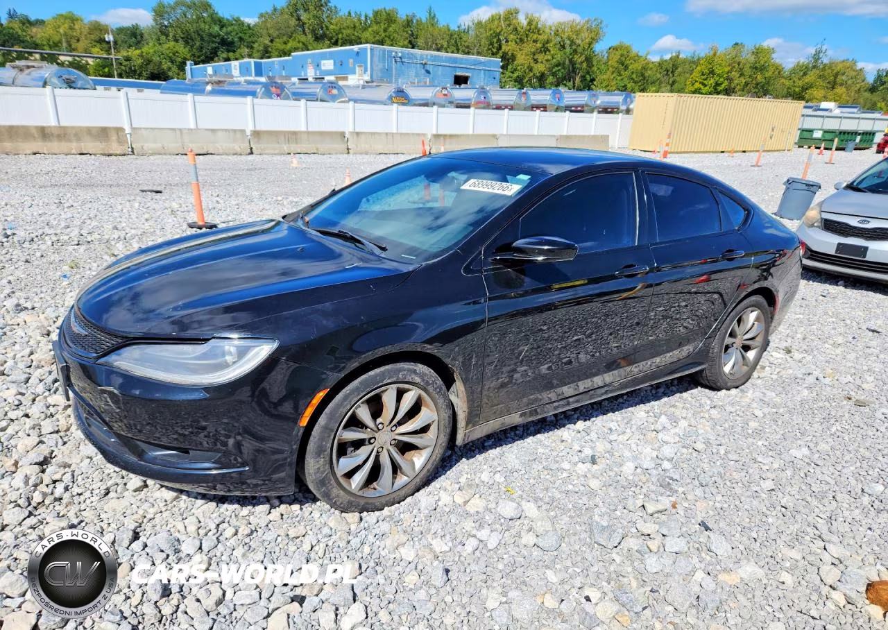 2015 Chrysler 200 S