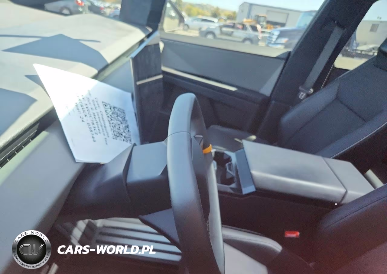 2024 Tesla Cybertruck VIN:7G2CEHED3RA038744 - 9
