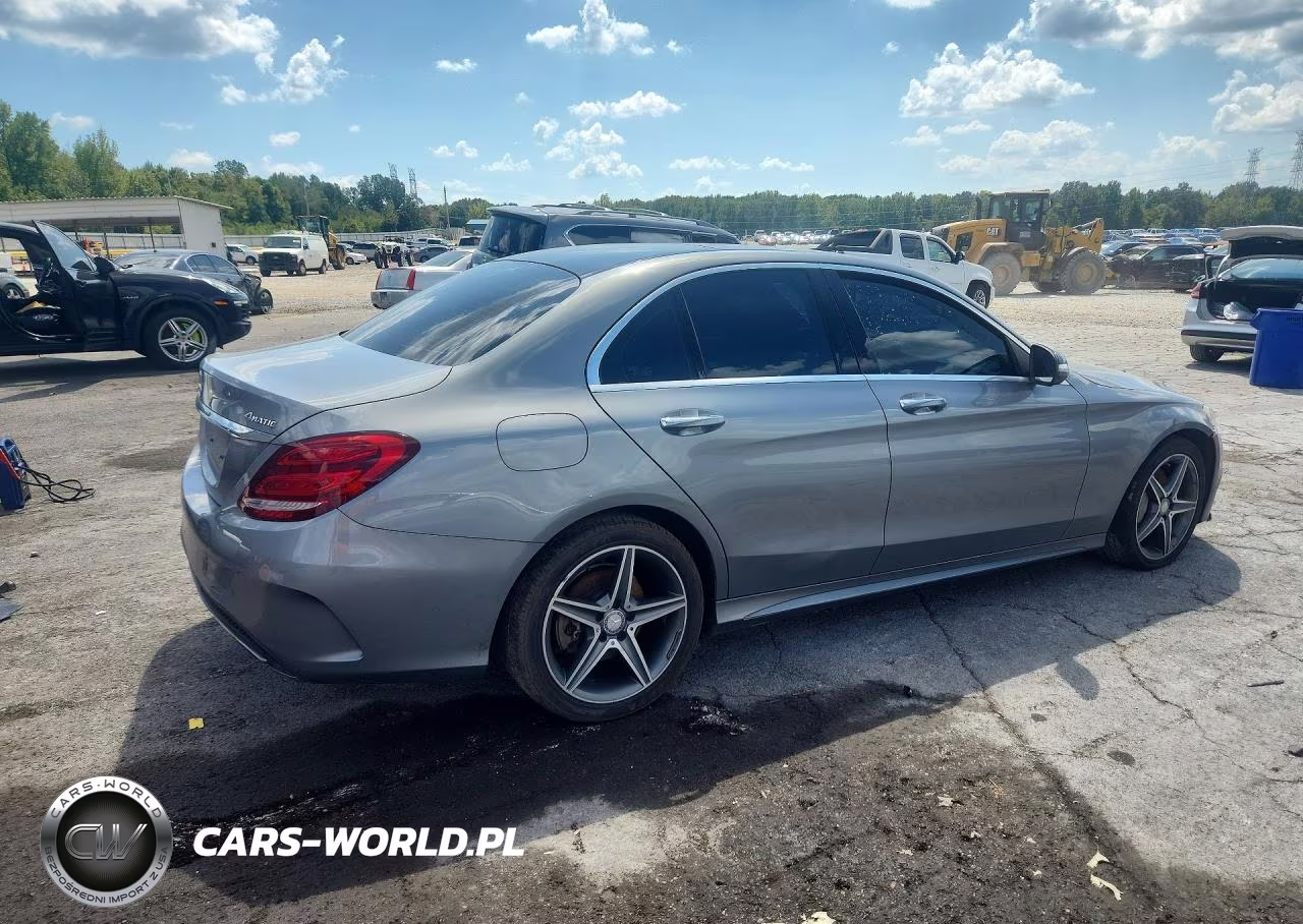 2015 Mercedes-Benz C 300 4Matic VIN:55SWF4KB6FU014590 - 3