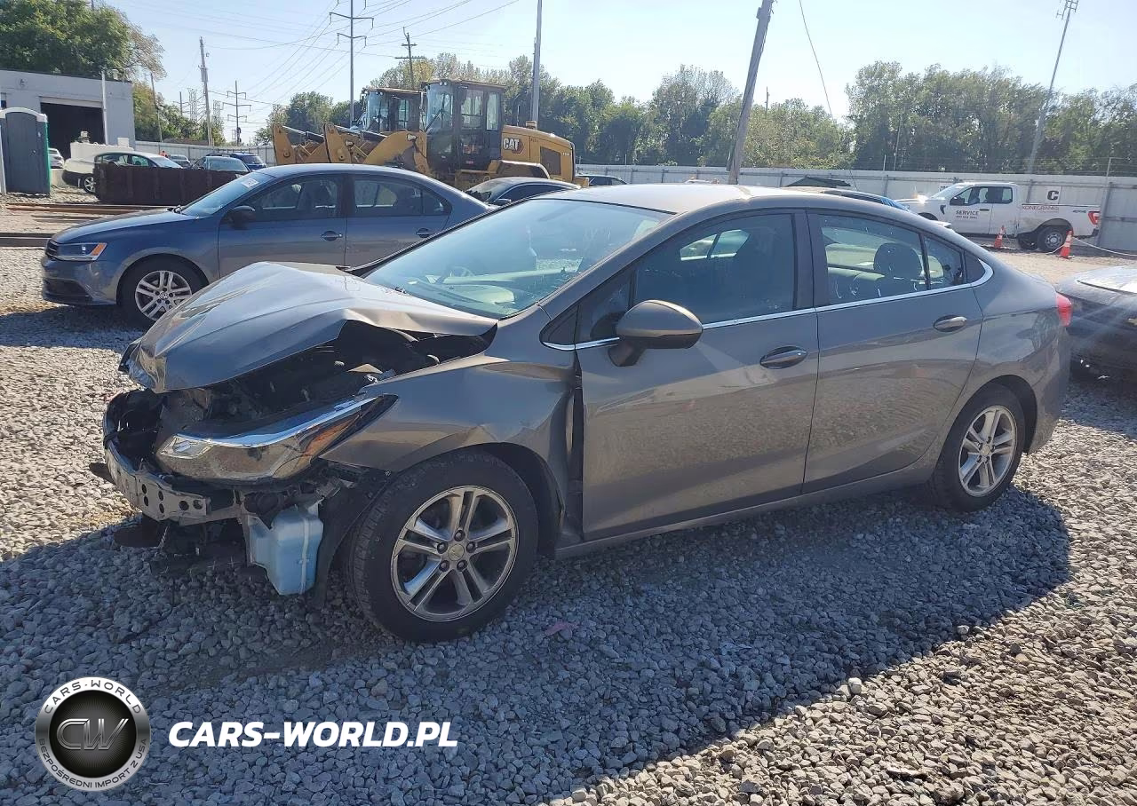2018 Chevrolet Cruze Lt VIN:1G1BE5SM8J7125692 - 1