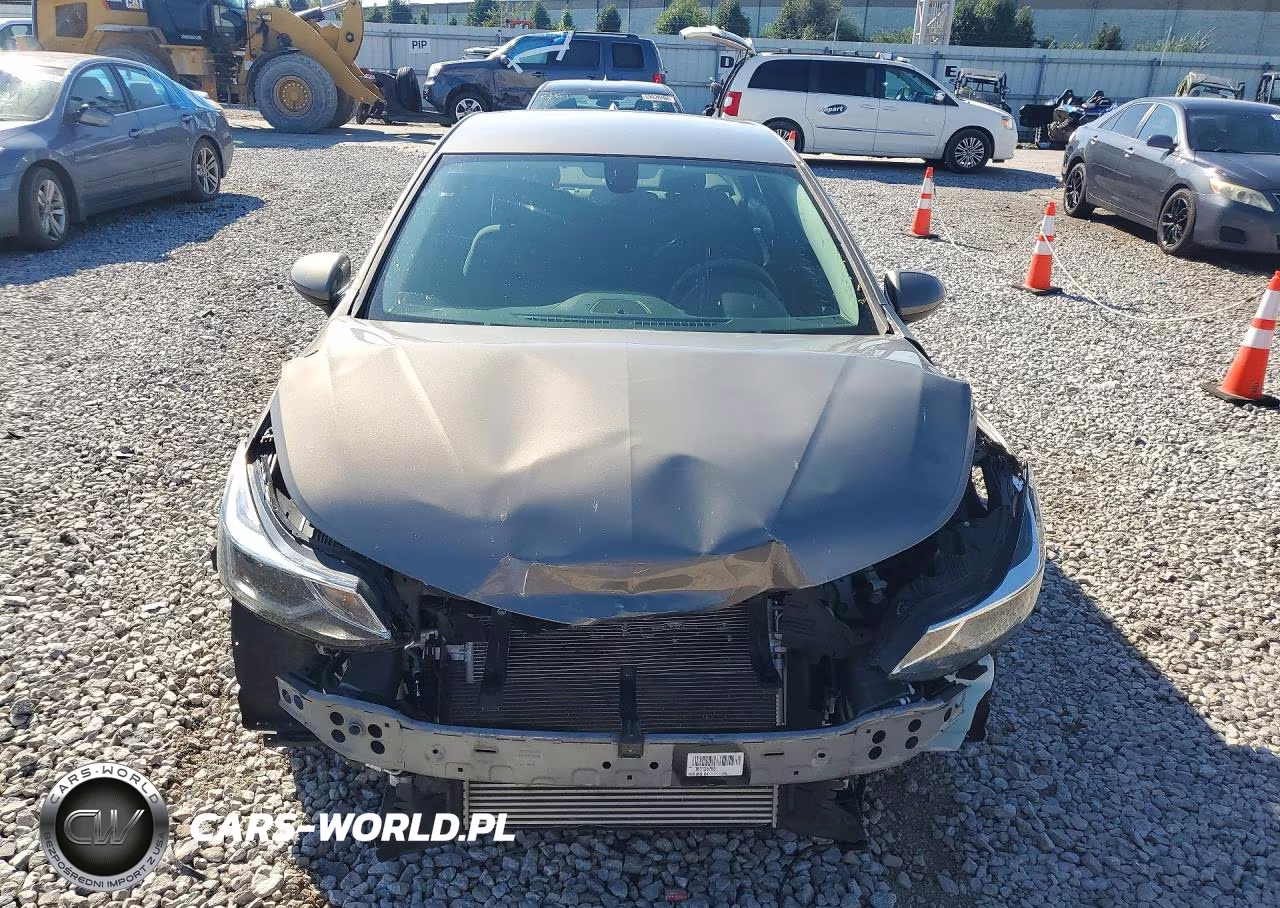 2018 Chevrolet Cruze Lt VIN:1G1BE5SM8J7125692 - 5