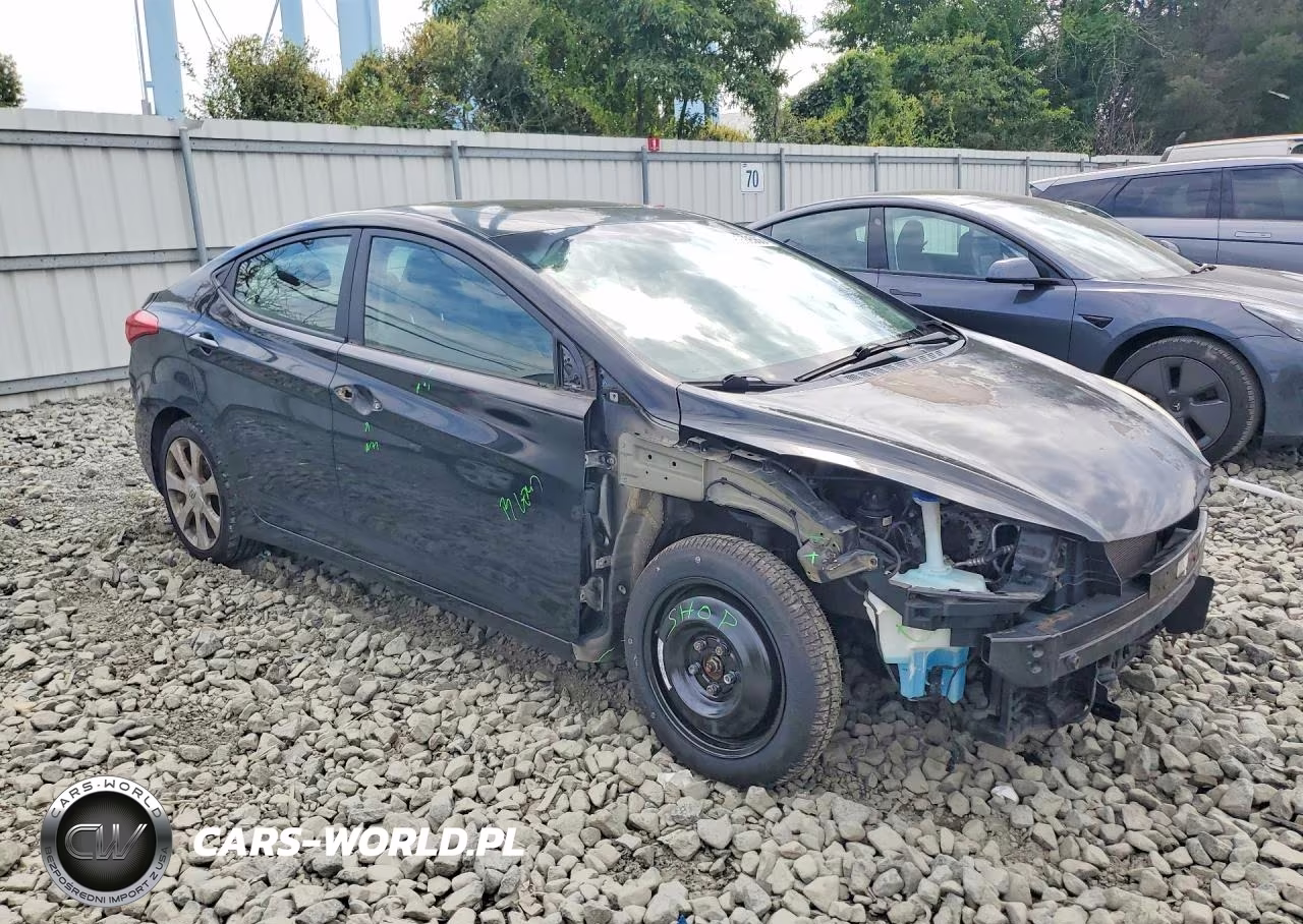 2012 Hyundai Elantra Limited VIN:KMHDH4AE6CU187099 - 4