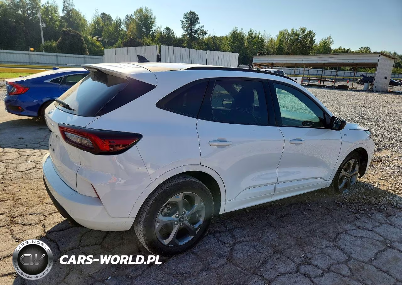 2023 Ford Escape St Line VIN:1FMCU0MN2PUA42191 - 3