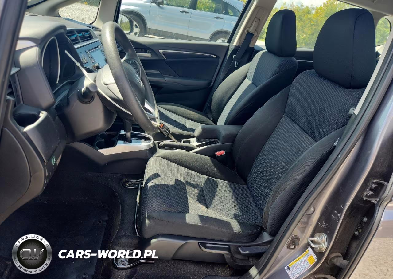 2019 Honda Fit Lx VIN:3HGGK5H44KM713076 - 7